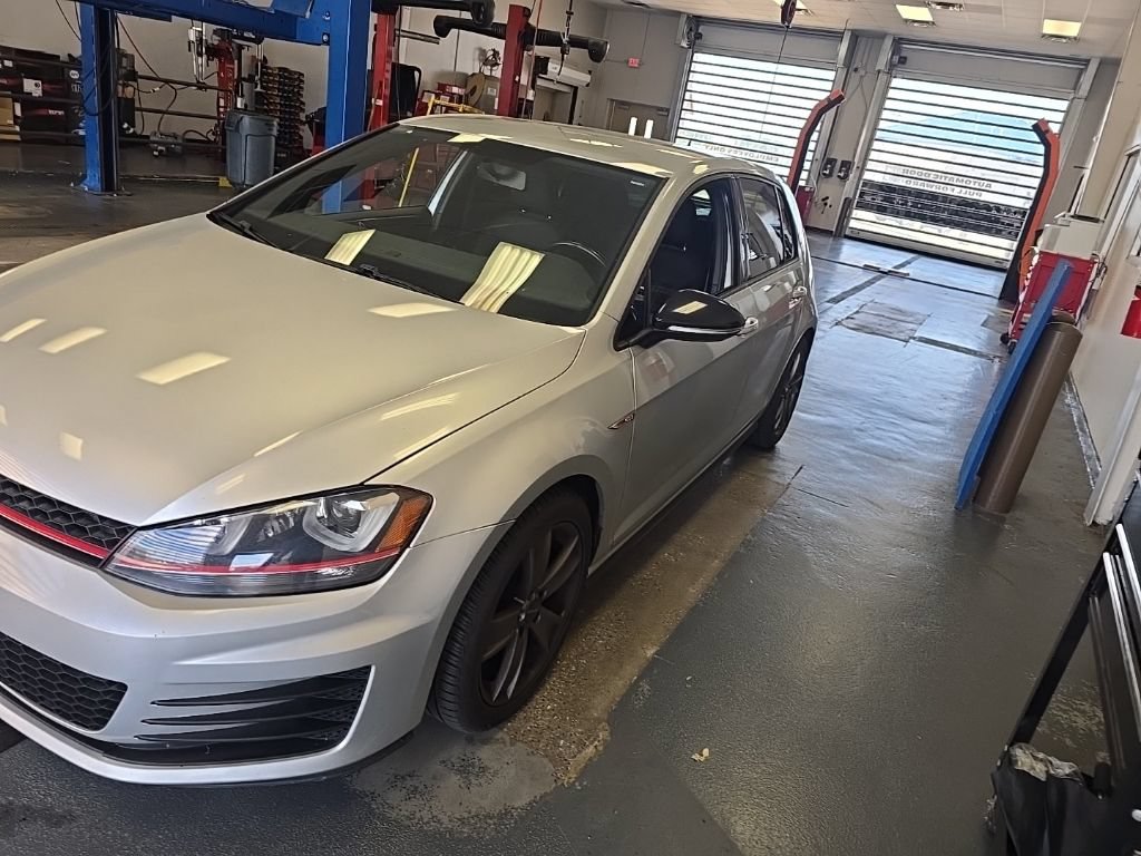 Used 2017 Volkswagen GTI Sport FWD image 2