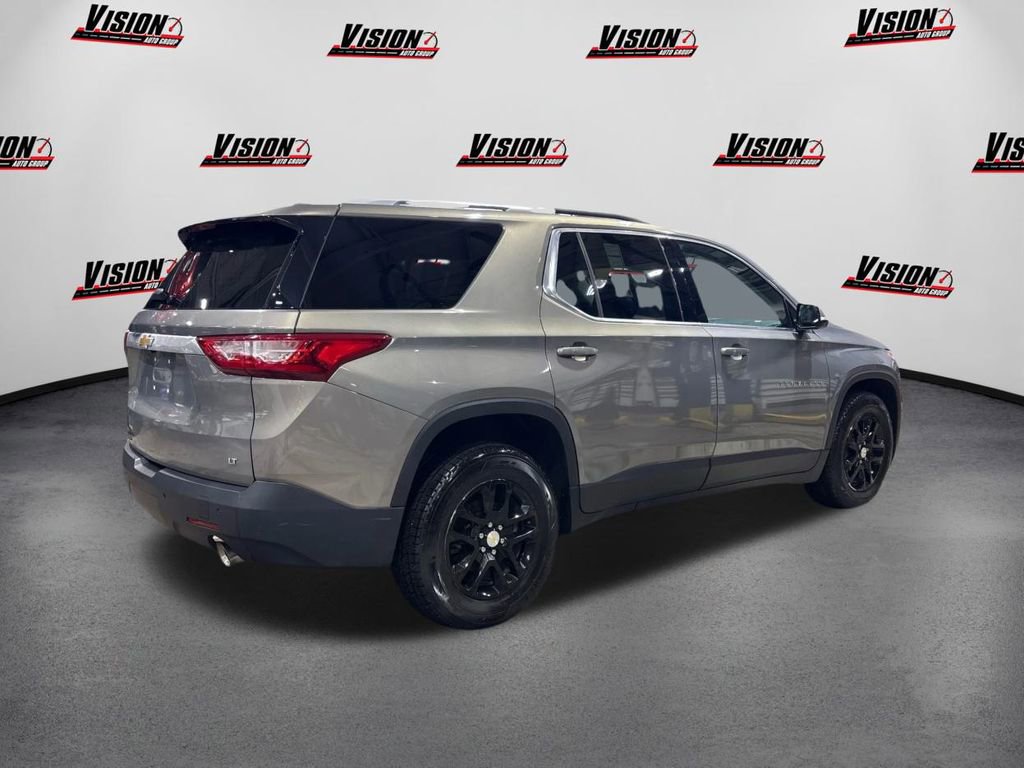 Used 2018 Chevrolet Traverse LT image 5