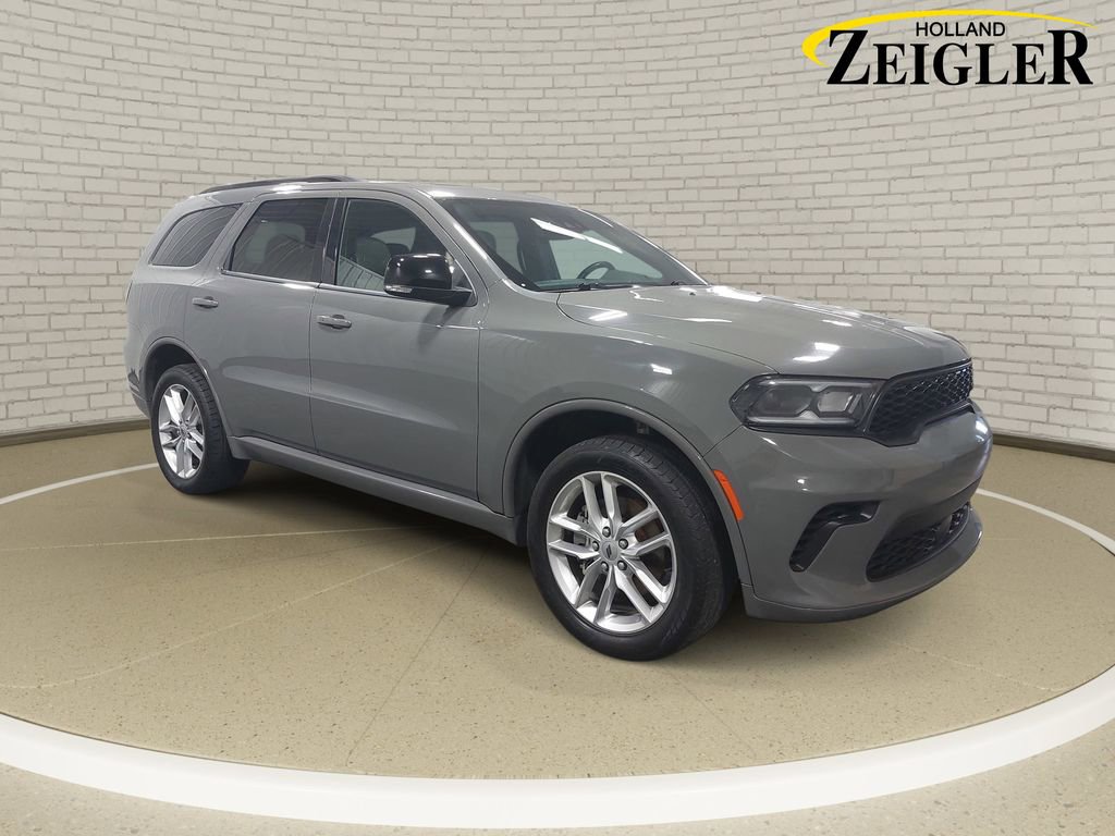Used 2024 Dodge Durango GT AWD/4WD image 3