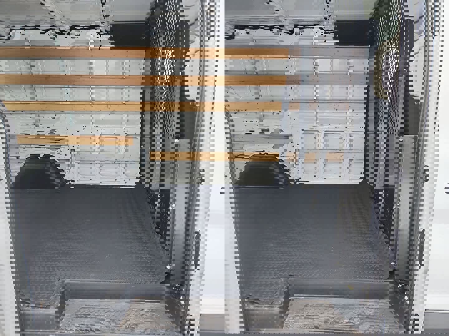 Used 2024 Ford Transit 250 Low Roof w/ Exterior Upgrade Package image 27