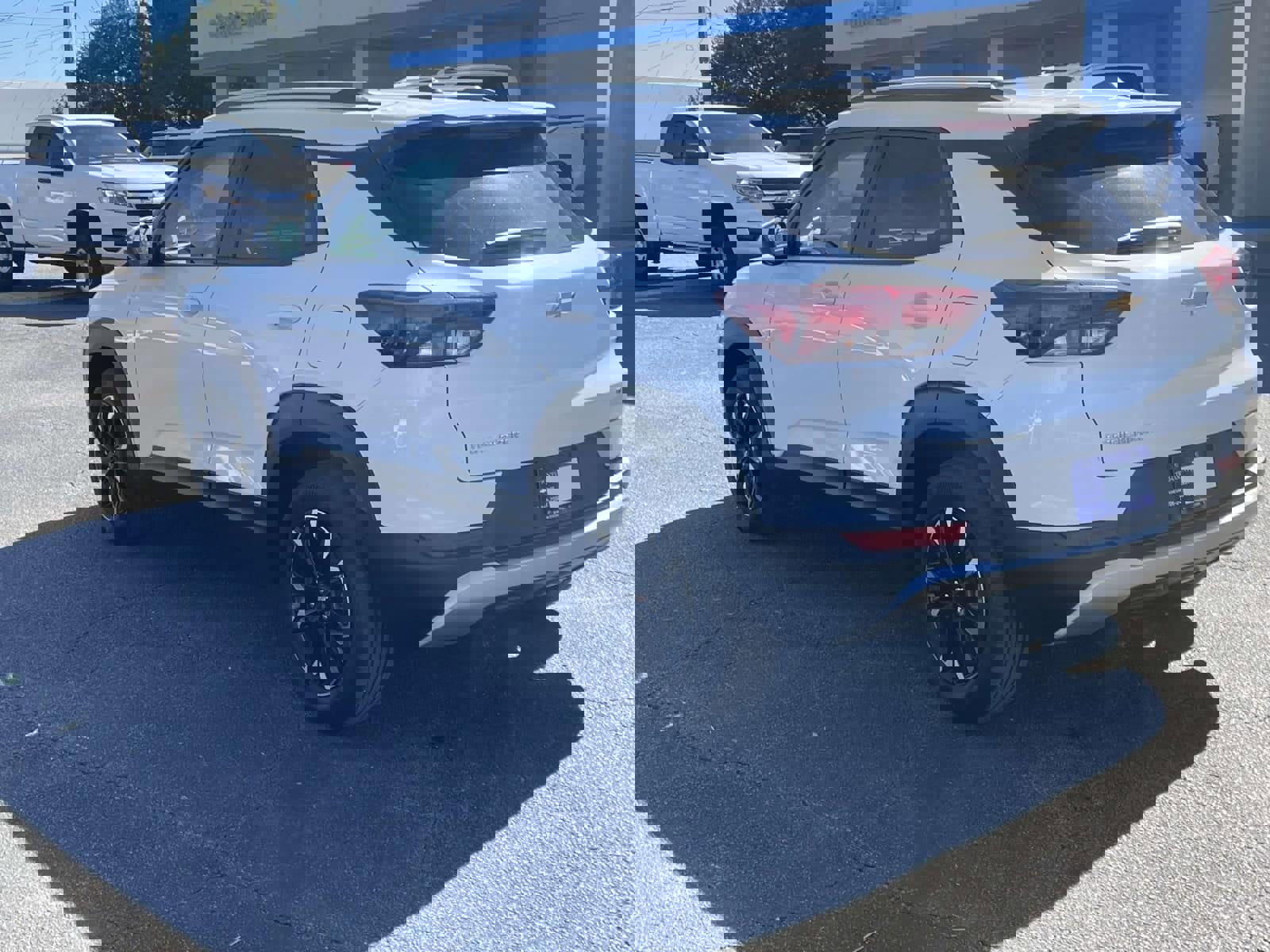 Used 2023 Chevrolet TrailBlazer LT w/ Convenience Package image 5