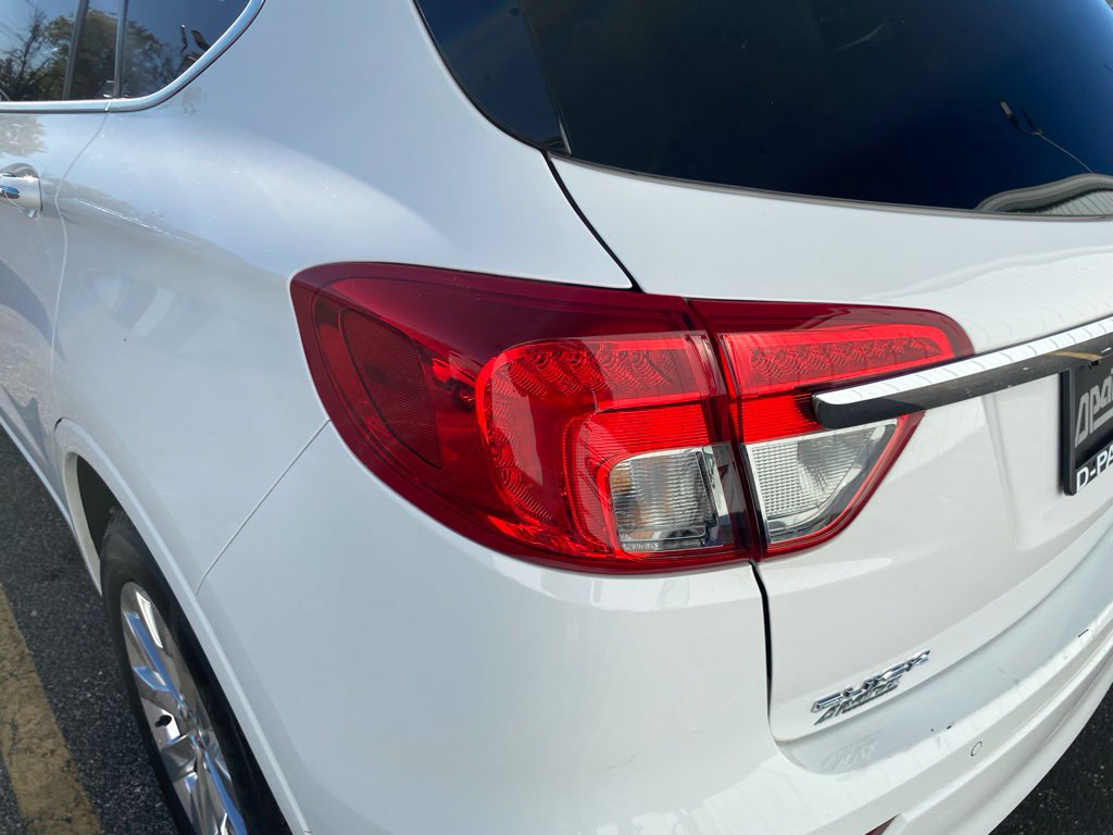 Used 2018 Buick Envision Essence FWD image 9