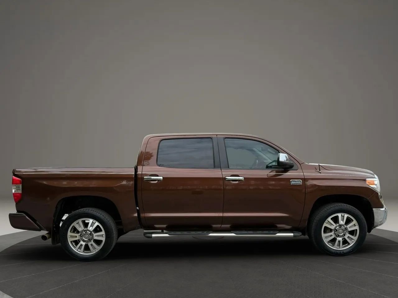 Used 2014 Toyota Tundra 1794 Edition image 10