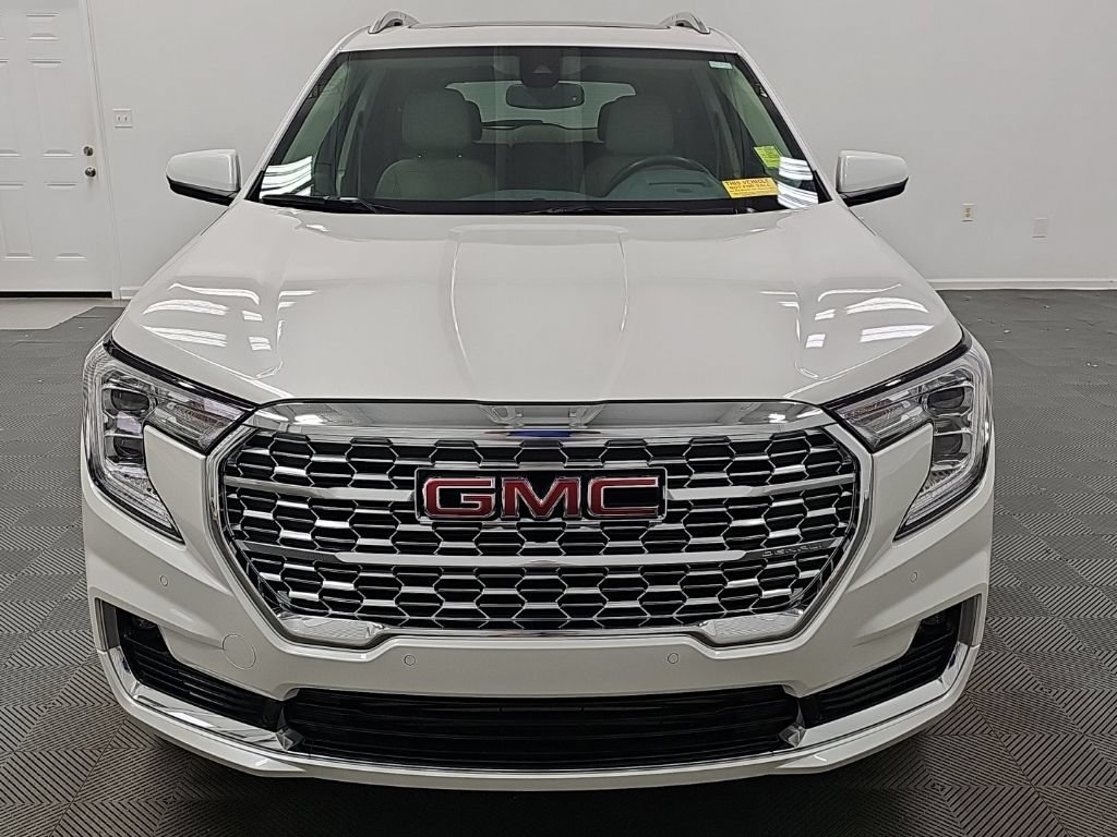 Certified 2023 GMC Terrain Denali AWD/4WD image 4