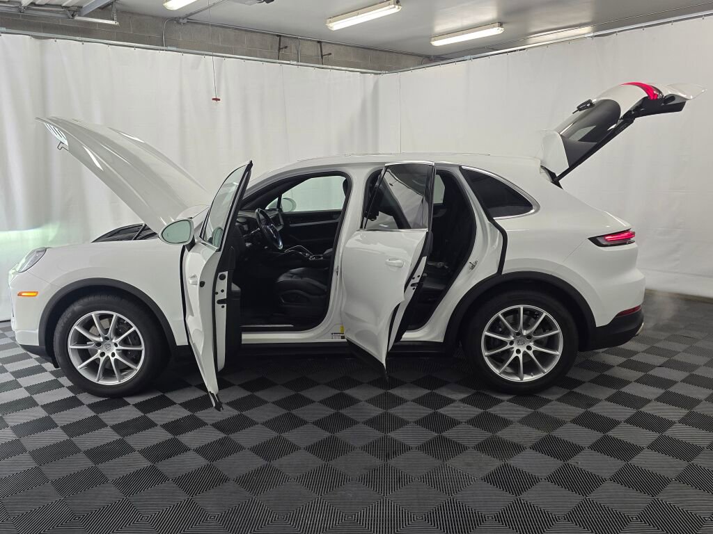 Used 2024 Porsche Cayenne image 13