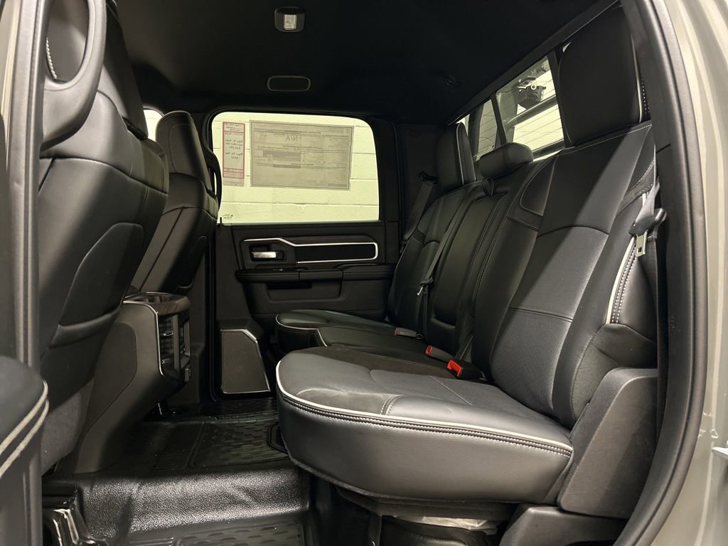 New 2026 RAM 4500 4x4 Crew Cab DRW w/ Laramie Trim Package image 8