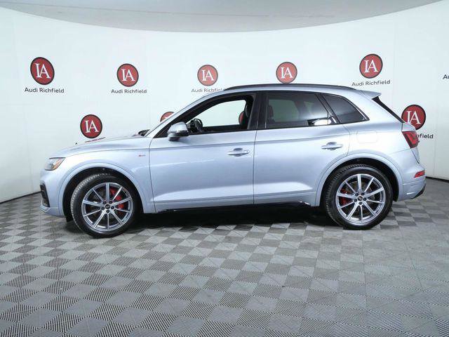 Used 2024 Audi Q5 e Premium Plus w/ Premium Plus Package AWD/4WD image 5