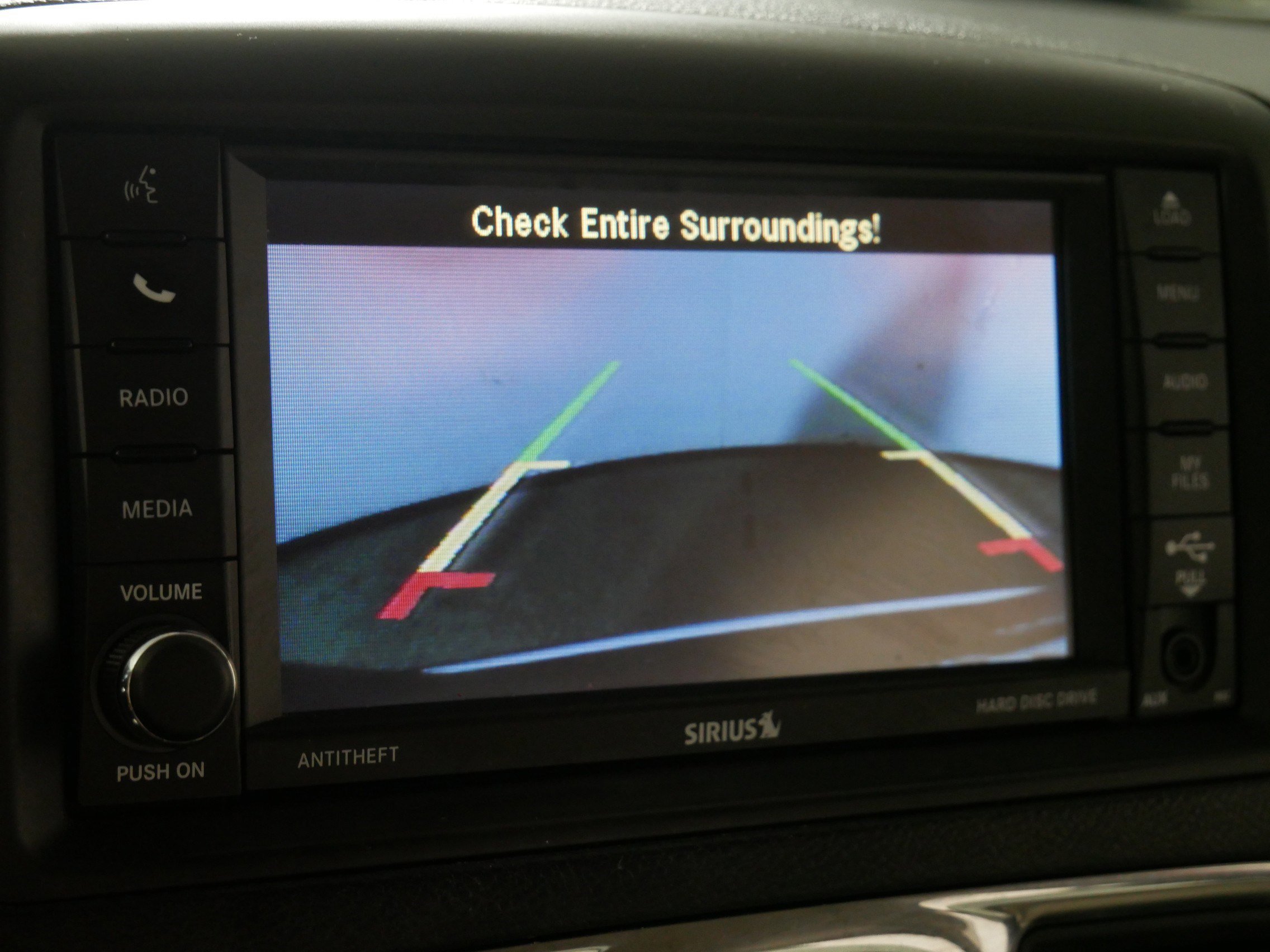 Used 2014 Chrysler Town & Country Touring-L w/ Driver Convenience Group FWD image 31