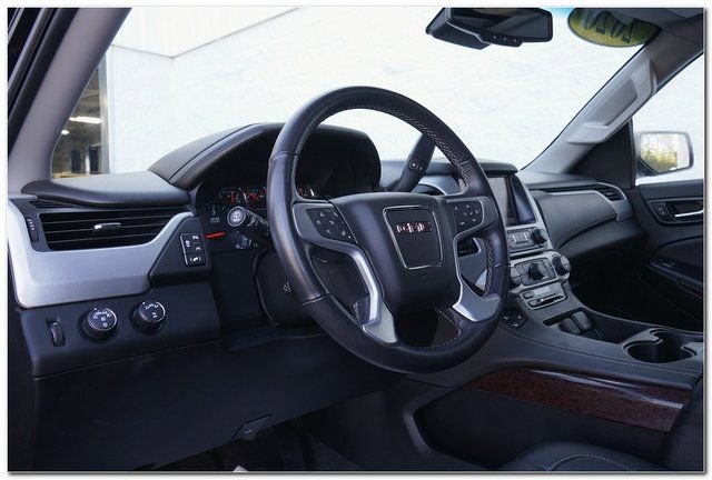 Used 2020 GMC Yukon SLT AWD/4WD image 10