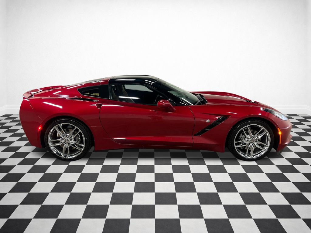 Used 2015 Chevrolet Corvette Stingray Coupe w/ 2LT Preferred Equipment Group RWD video 2