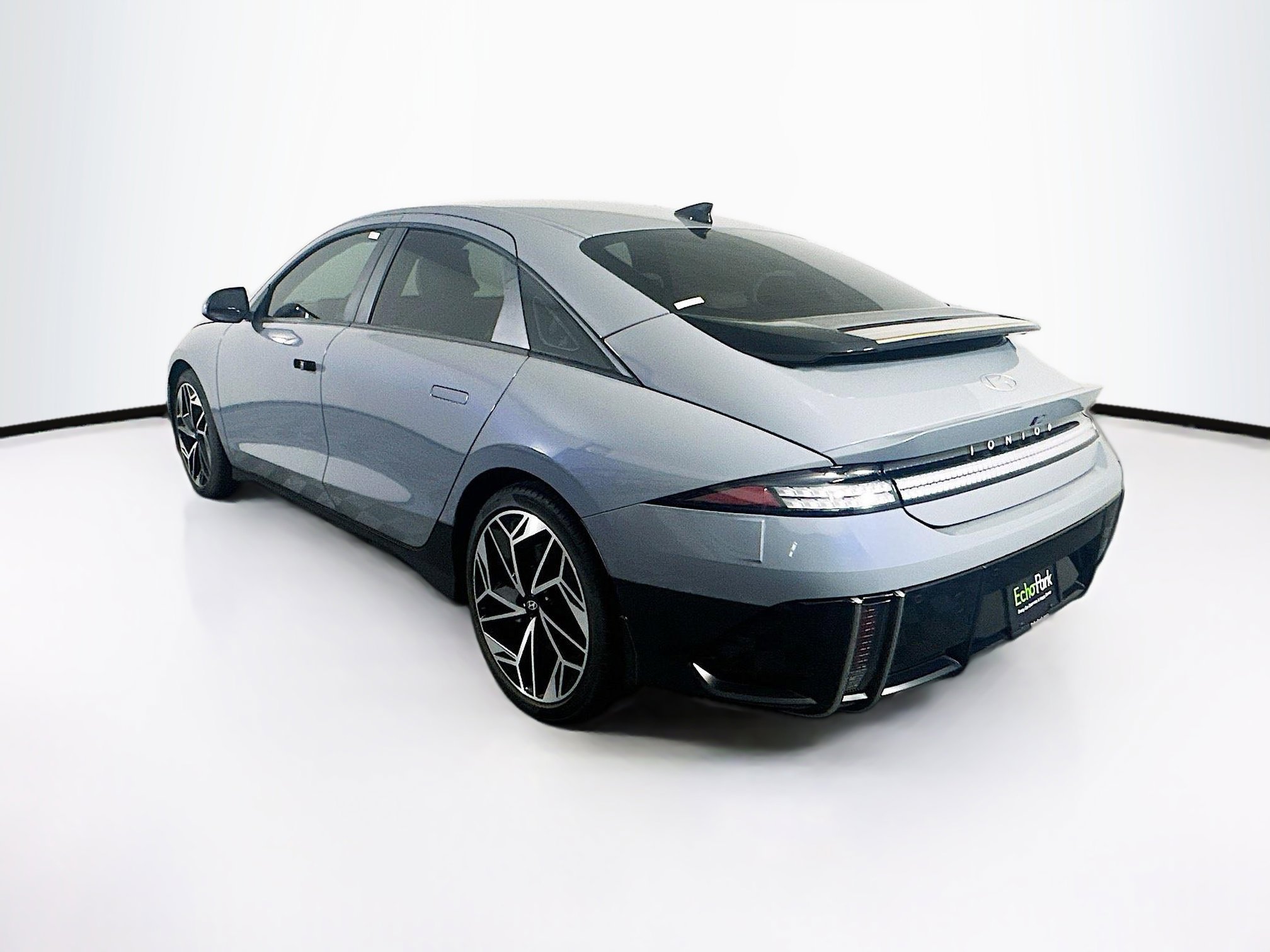 Used 2023 Hyundai Ioniq 6 SEL RWD image 5