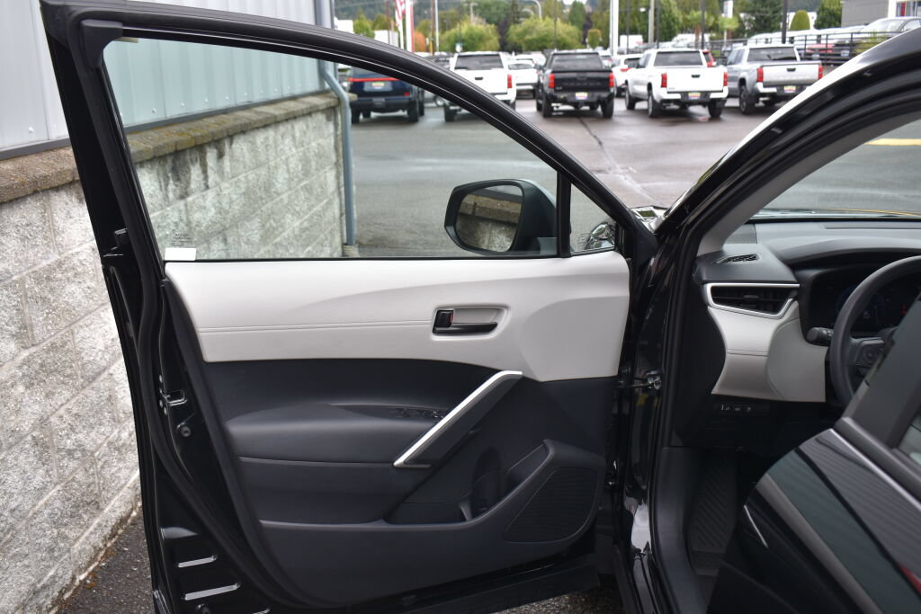Certified 2026 Toyota Corolla Cross L AWD/4WD image 17