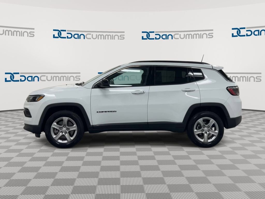 Used 2024 Jeep Compass Latitude image 5