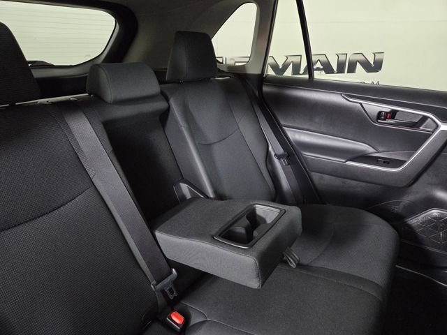 Used 2024 Toyota RAV4 LE image 18