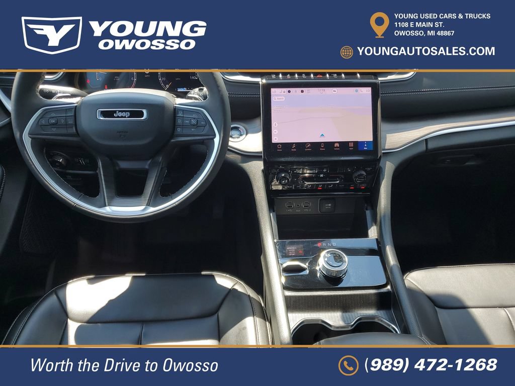 Used 2025 Jeep Grand Cherokee Limited w/ Trailer Tow Package AWD/4WD image 24