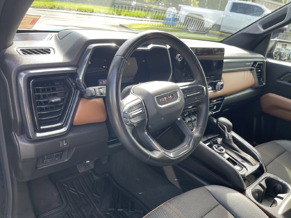 Certified 2024 GMC Canyon AT4 AWD/4WD image 10