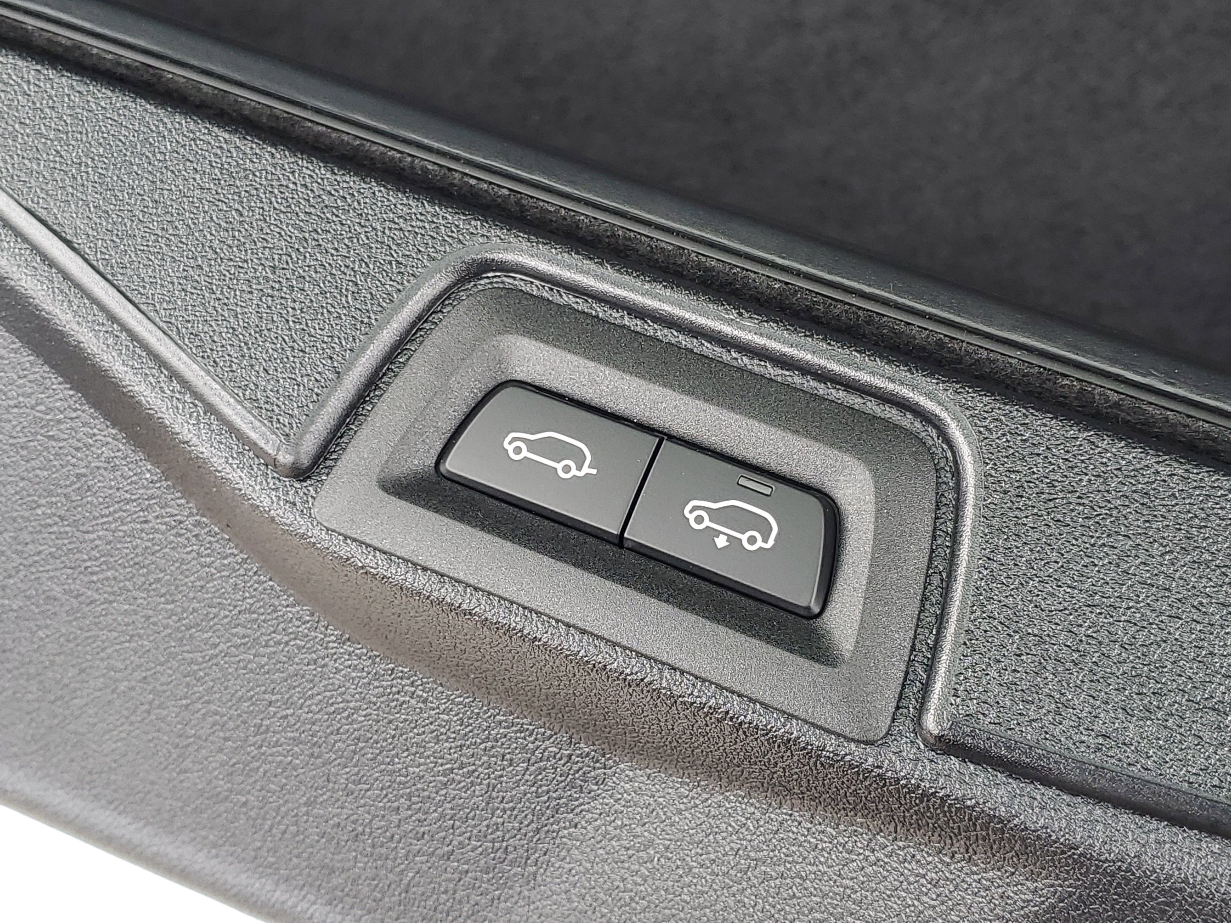 New 2026 BMW X5 xDrive50e image 27