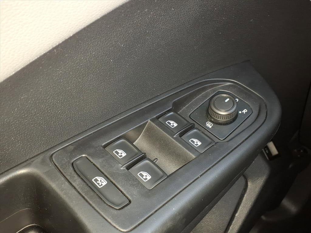 Used 2022 Volkswagen Taos SE image 25