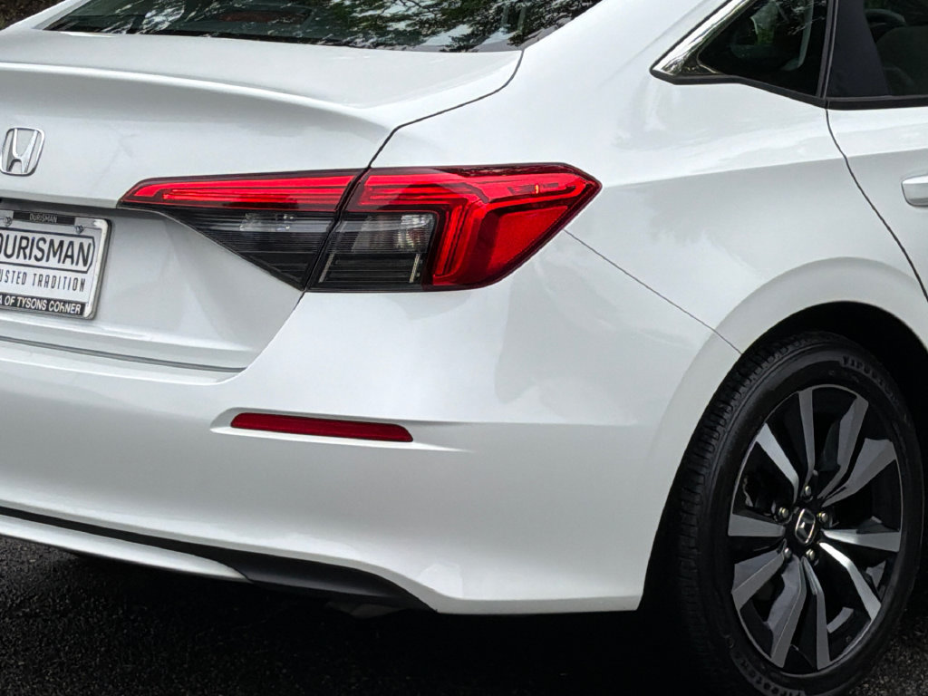 Used 2024 Honda Civic EX image 7
