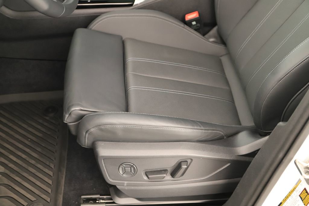 Certified 2025 Audi Q5 Prestige AWD/4WD image 25