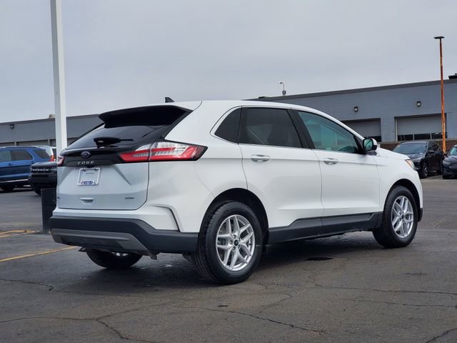 Used 2023 Ford Edge SEL image 3
