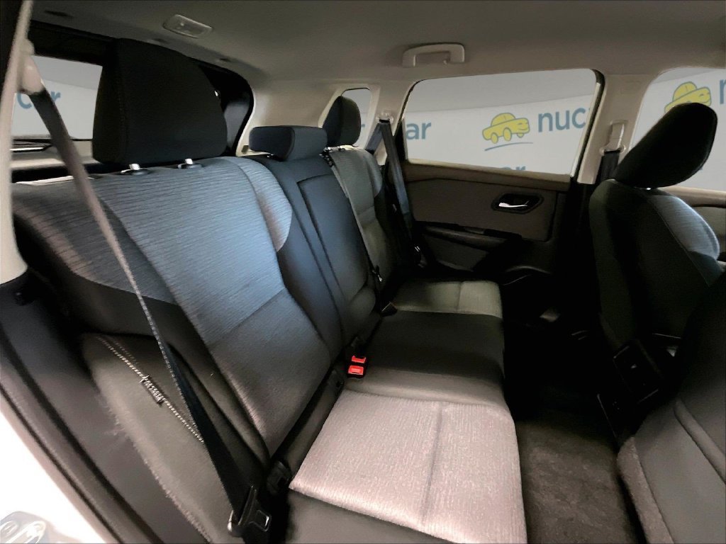 Certified 2023 Nissan Rogue SV AWD/4WD image 16