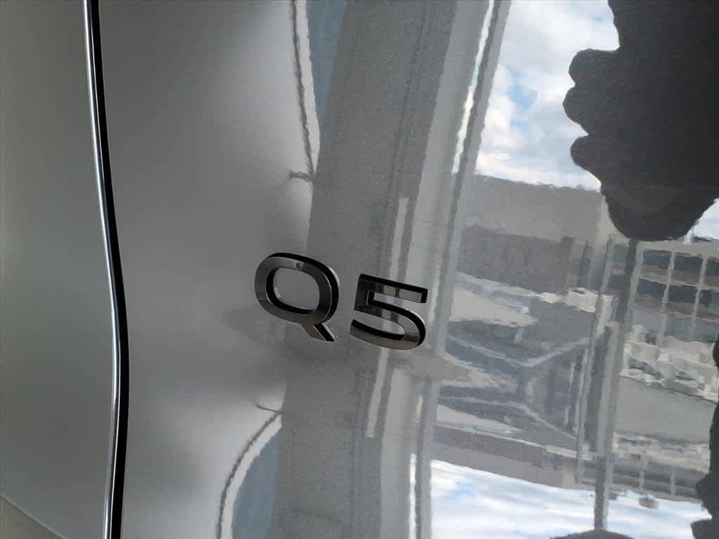 Used 2025 Audi Q5 Premium w/ Premium Plus AWD/4WD image 17