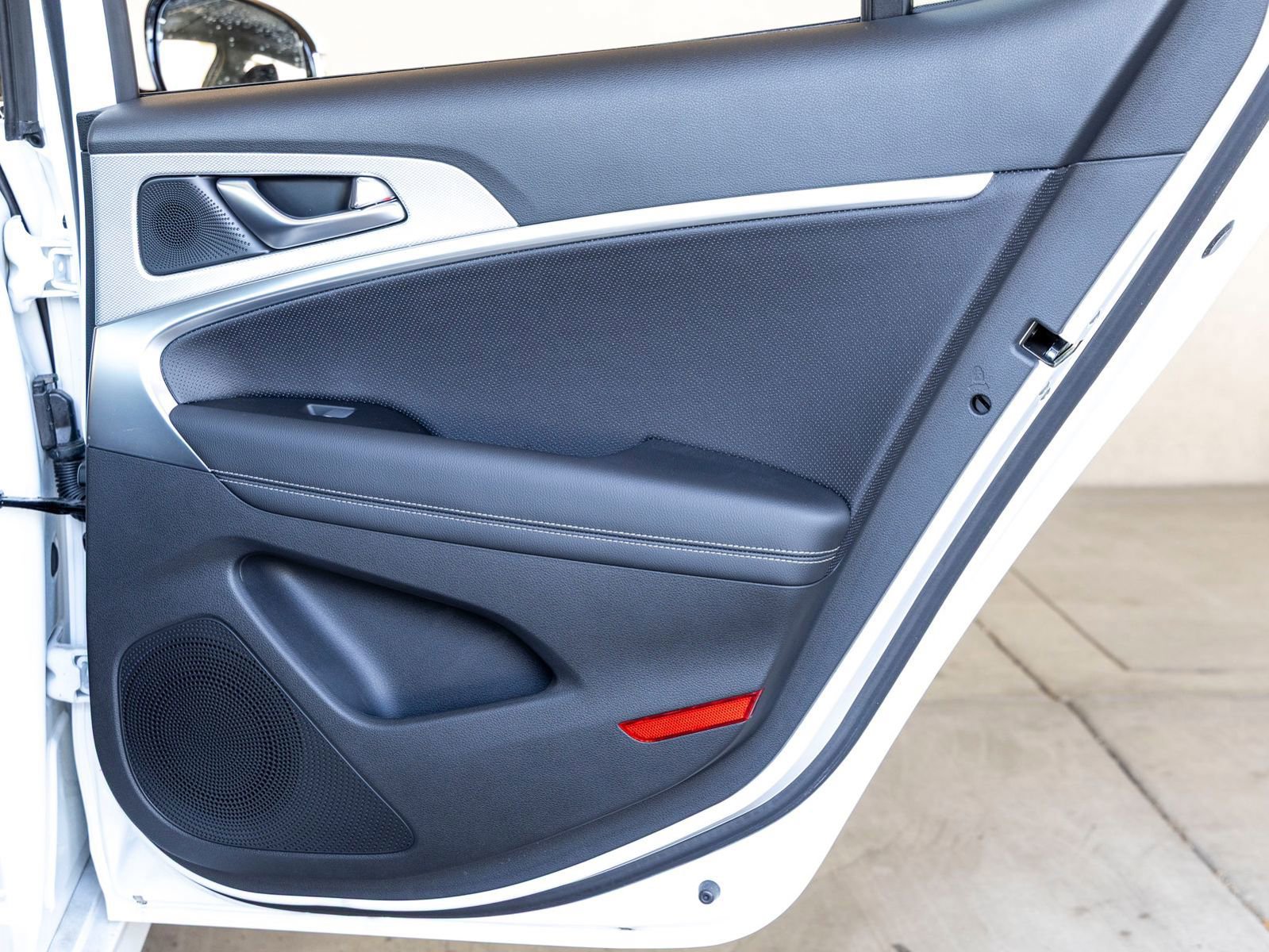 Used 2026 Genesis G70 2.5T Prestige image 23