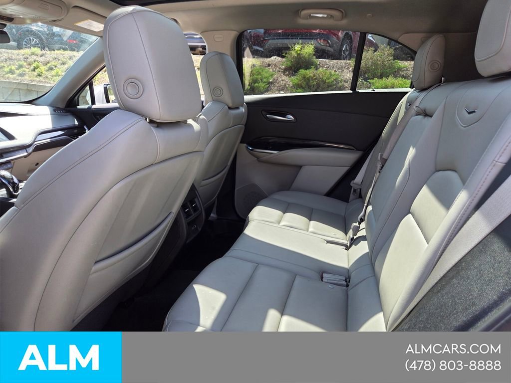 Used 2023 Cadillac XT4 Premium Luxury w/ Cold Weather Package image 5