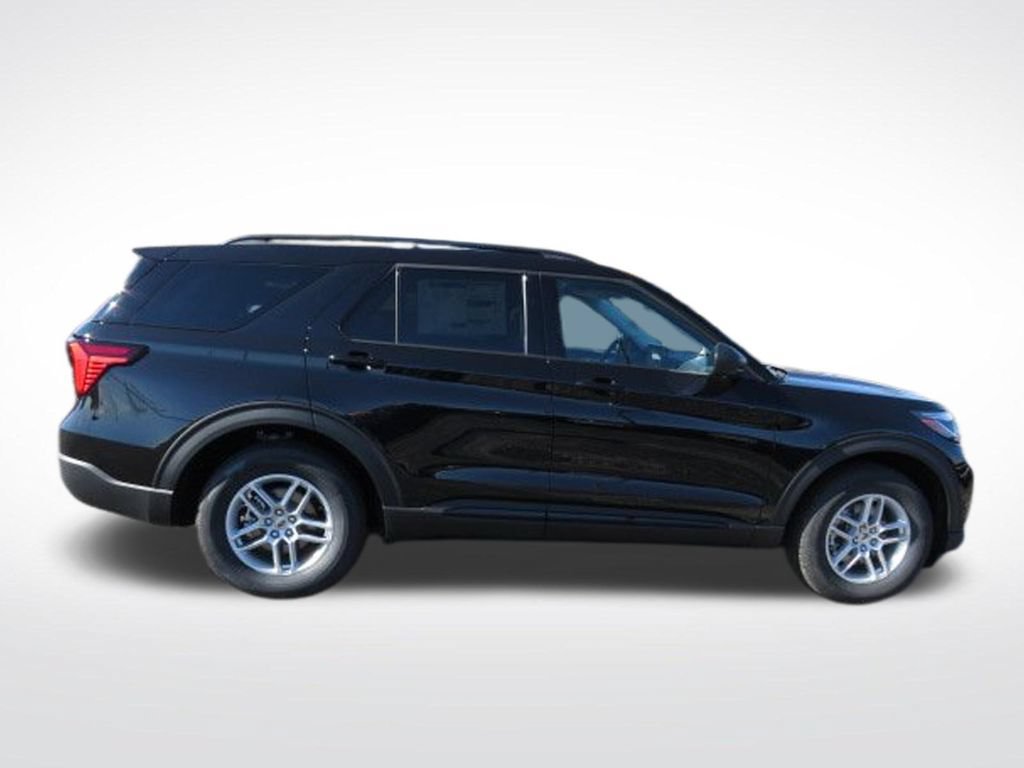 New 2026 Ford Explorer Active AWD/4WD image 9