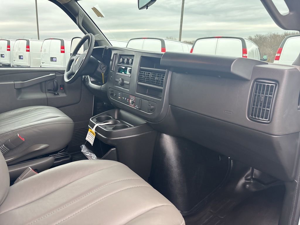 New 2025 Chevrolet Express 2500 w/ Driver Convenience Package image 48