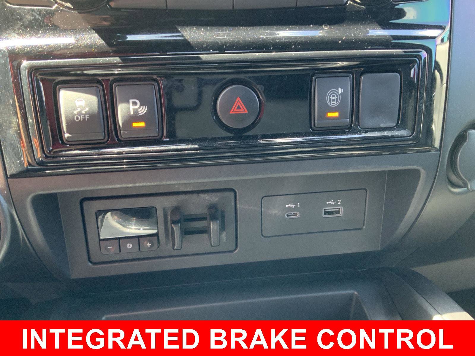 Used 2023 Nissan Titan PRO-4X AWD/4WD image 44