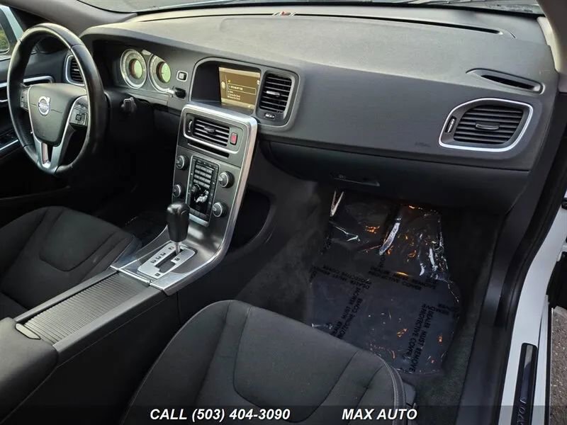 Used 2012 Volvo S60 T5 image 2