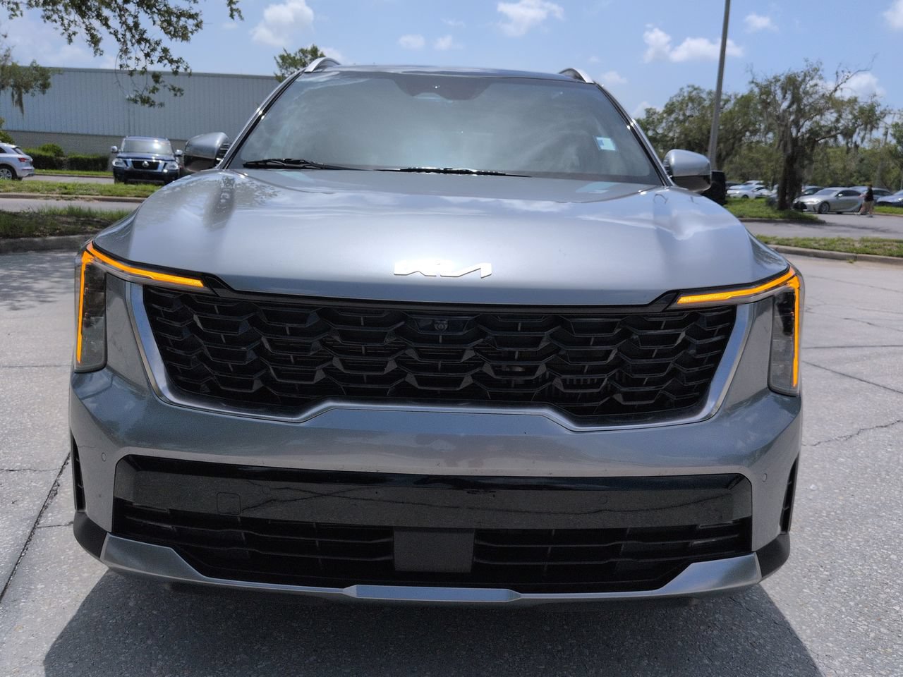 Certified 2025 Kia Sorento SX Prestige AWD/4WD image 9