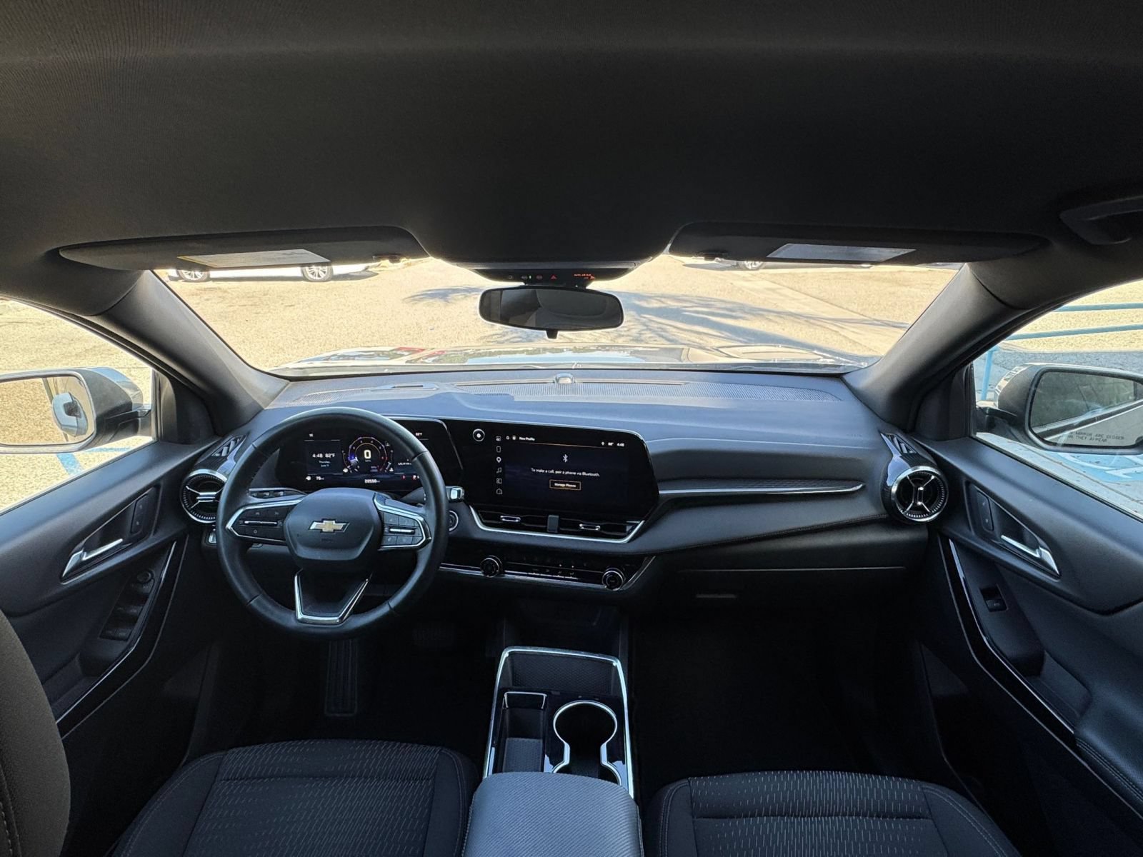 Used 2025 Chevrolet Equinox LT FWD image 34