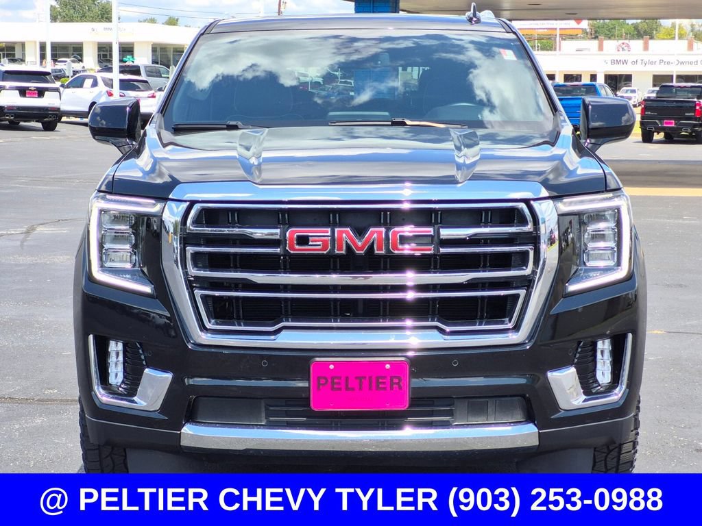 Used 2023 GMC Yukon SLT AWD/4WD image 2