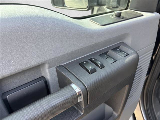 Used 2016 Ford F250 XL w/ Power Equipment Group AWD/4WD image 12