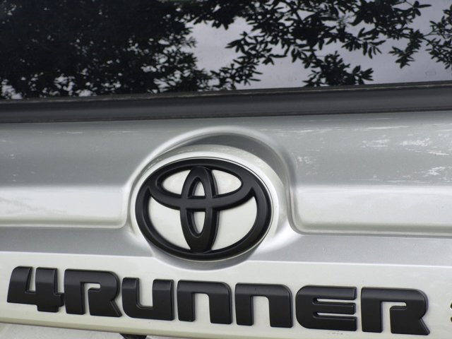 Used 2024 Toyota 4Runner SR5 Premium w/ Moonroof Package RWD image 20