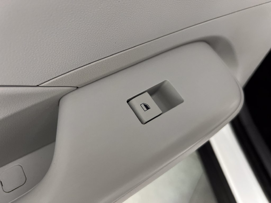 Used 2025 Hyundai Kona SEL FWD image 20