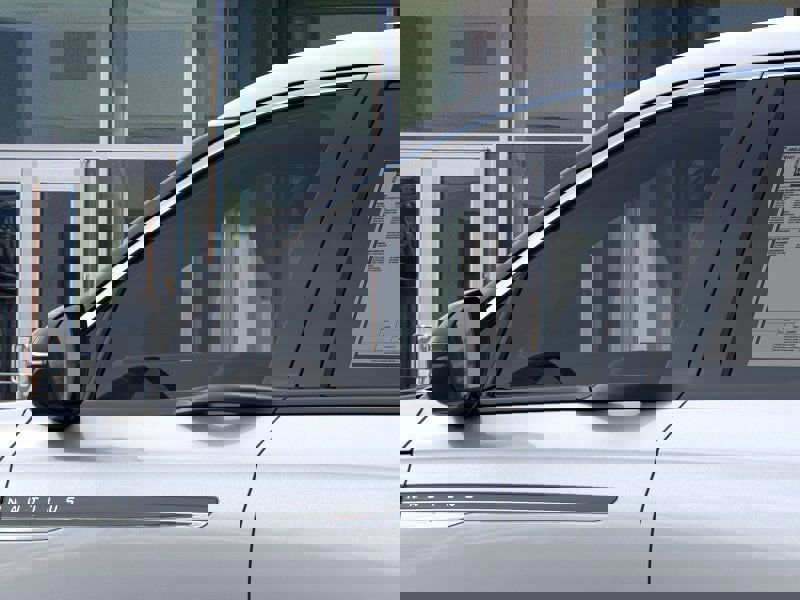 New 2026 Lincoln Nautilus Premier image 42