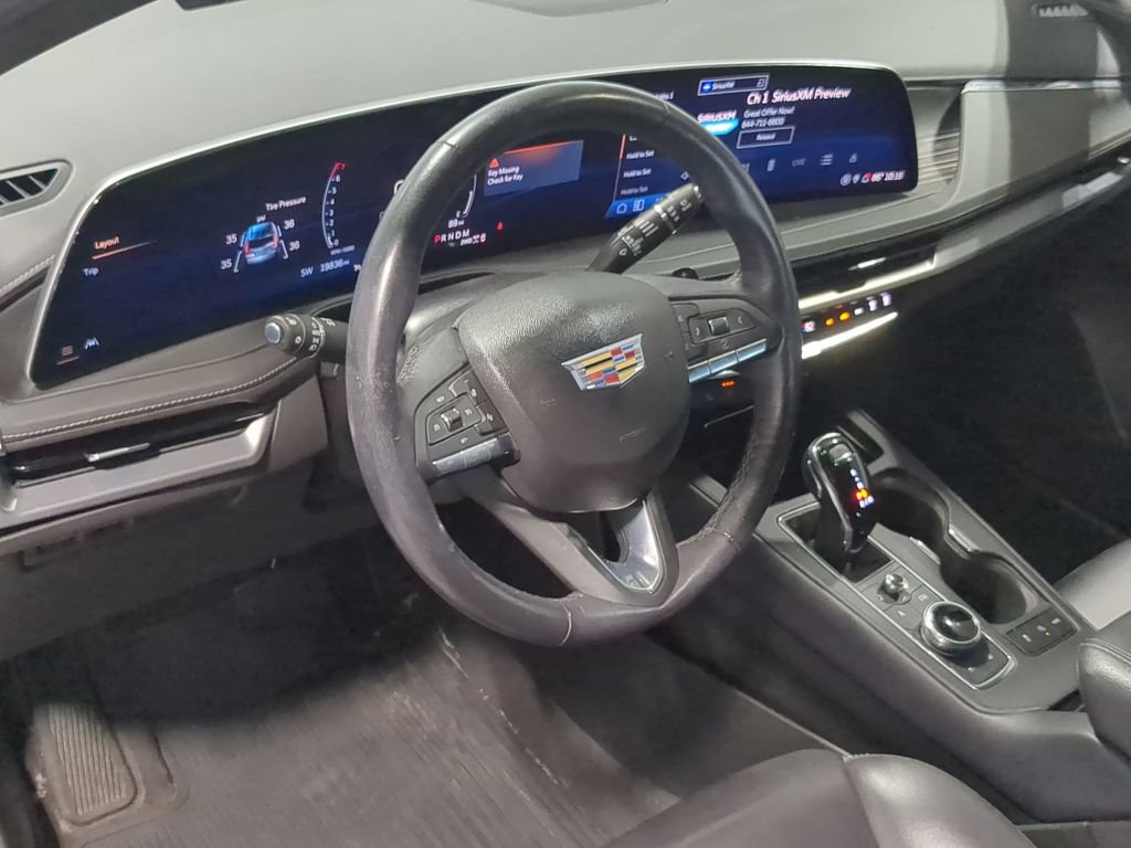 Used 2024 Cadillac XT4 Premium Luxury AWD/4WD image 10