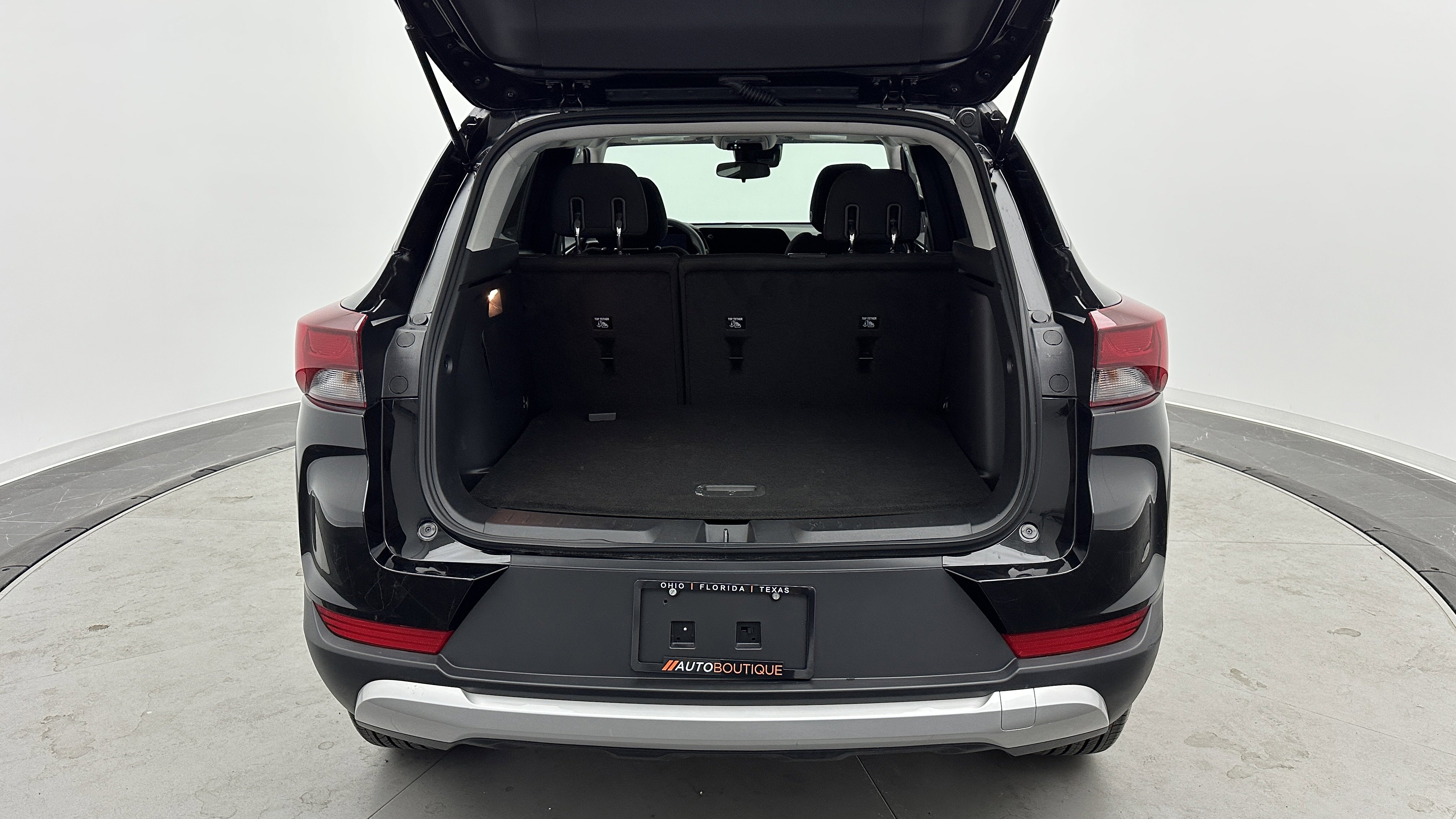 Used 2025 Chevrolet TrailBlazer LT image 29