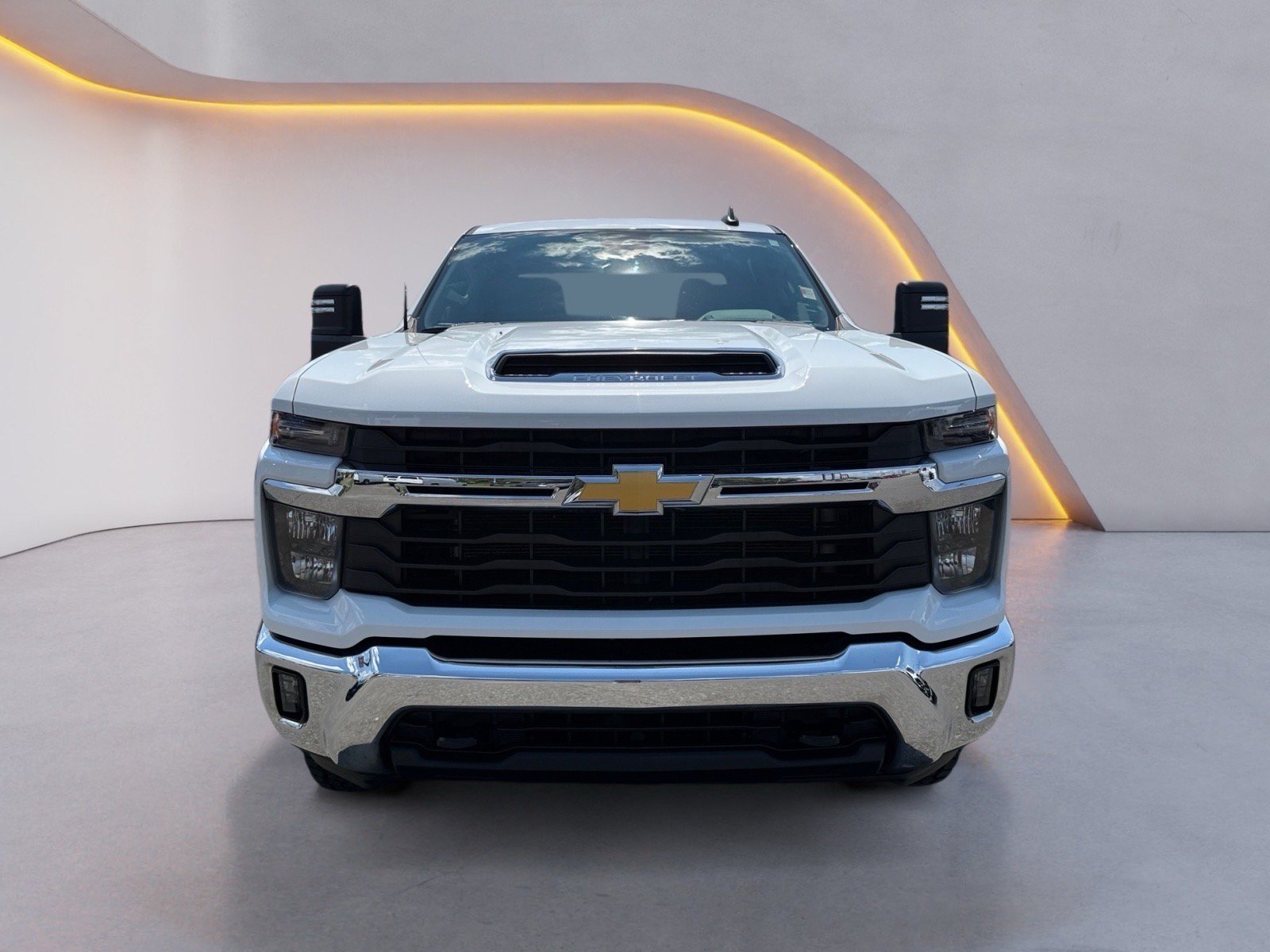 Used 2025 Chevrolet Silverado 2500 LT w/ Convenience Package AWD/4WD image 8