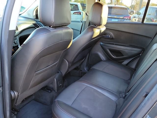 Certified 2021 Chevrolet Trax LT w/ Driver Confidence Package image 9