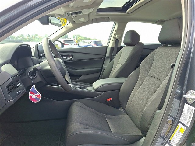 Certified 2024 Honda Accord EX image 9