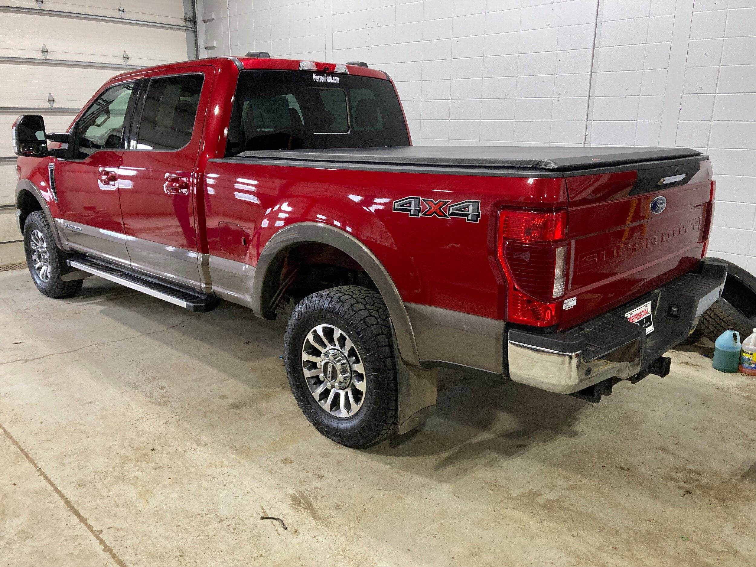 Used 2022 Ford F250 Lariat w/ Lariat Value Package AWD/4WD image 16