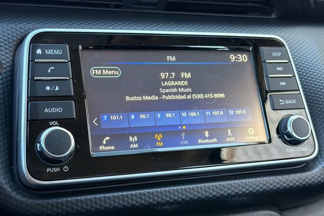 Certified 2025 Nissan Kicks Play S FWD image 21