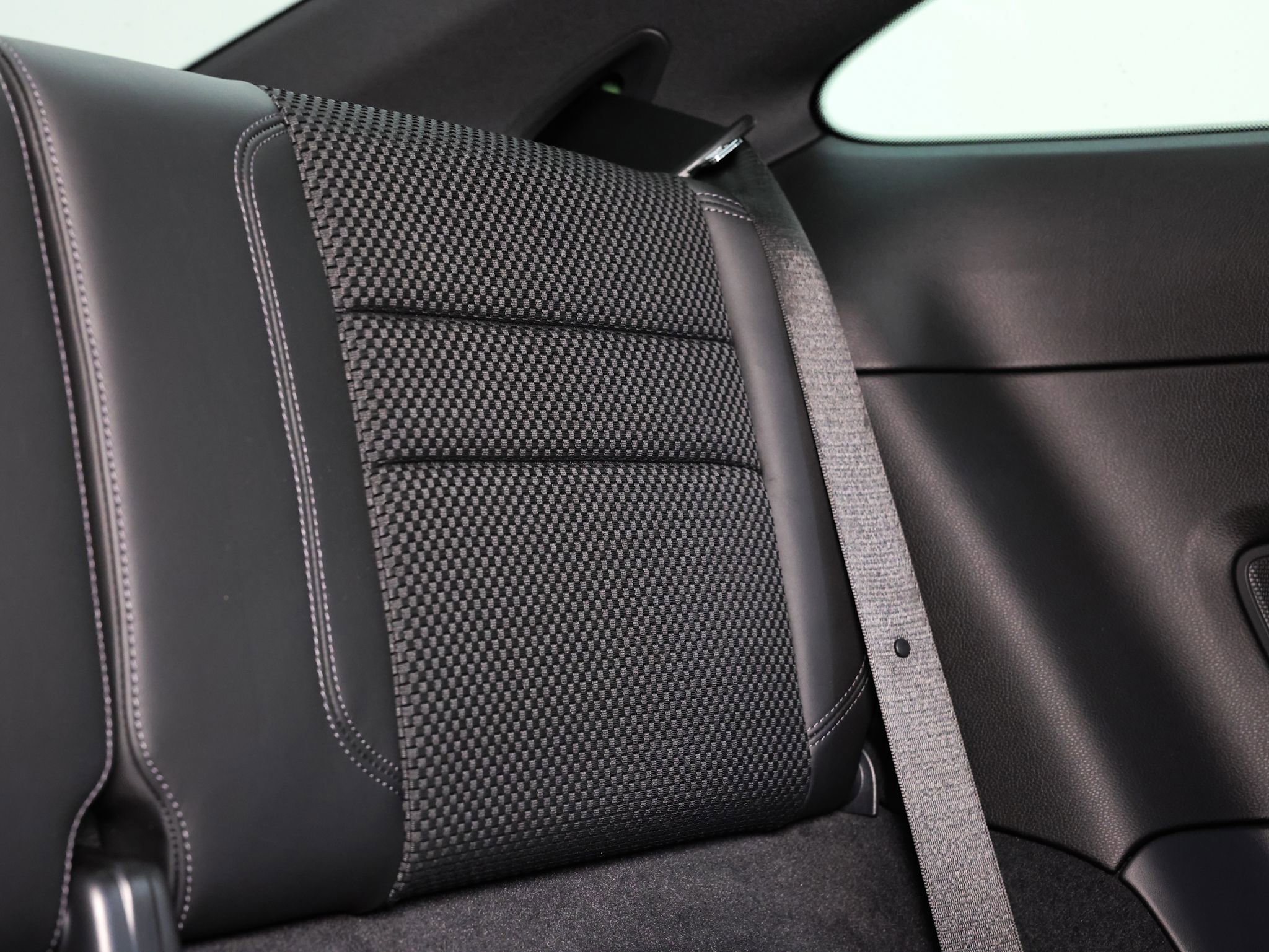 Used 2023 Porsche 911 Carrera T image 16