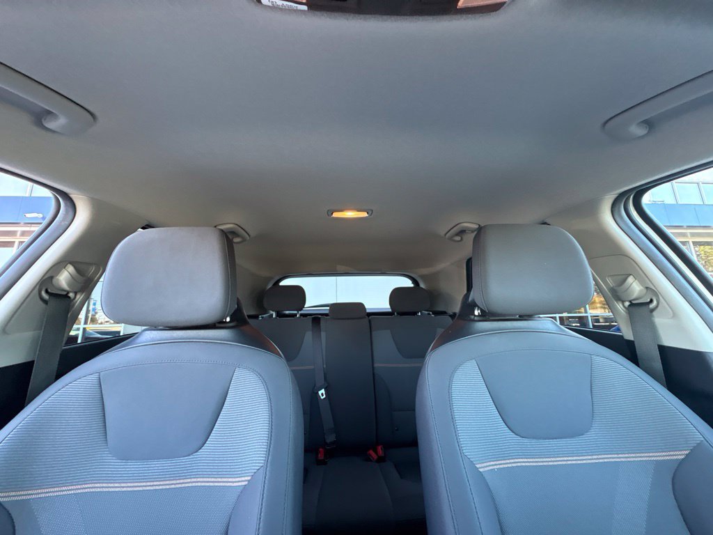 Used 2025 Kia Niro LX FWD image 30