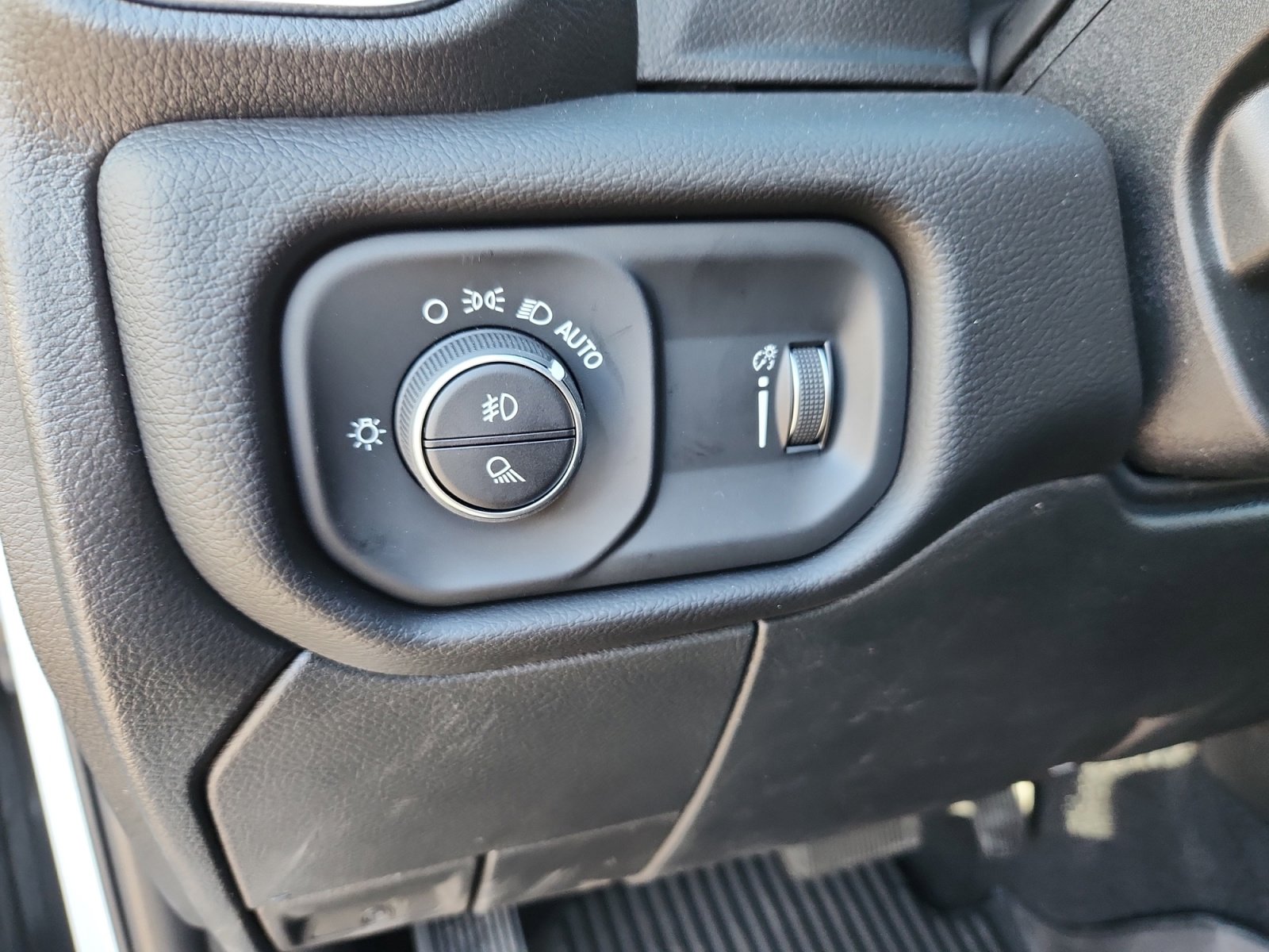 New 2026 RAM 3500 Big Horn image 31